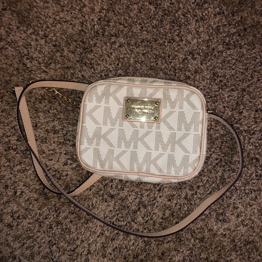 Michael Kors crossbody